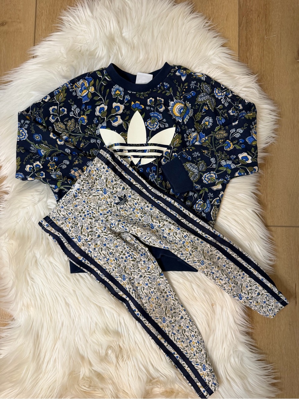 adidas Girls Liberty of London Floral Set Size 3-4T